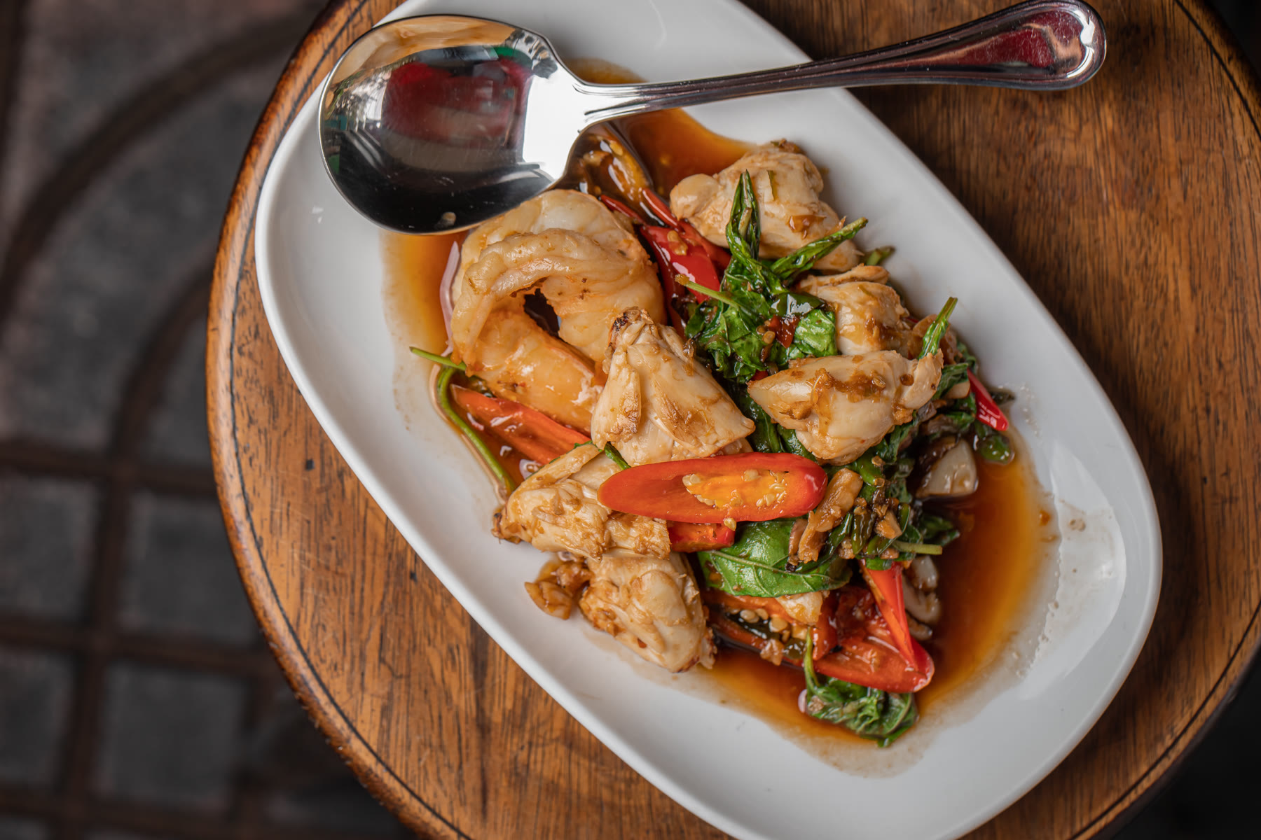 Drunken noodles with seafood